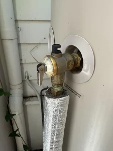 Craig-Eveleigh-Plumbing-Case-Stu (3)